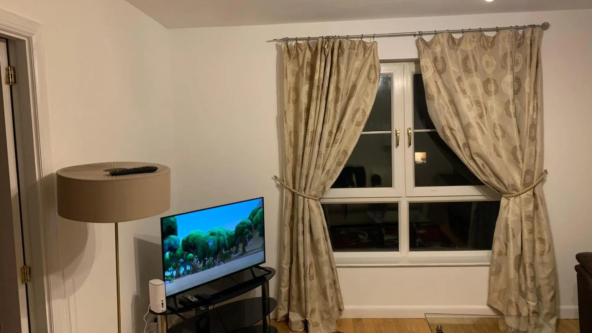 Morrisons 2 Weeks Plus City Centre 2 Bedroom Apt 阿伯丁 英国